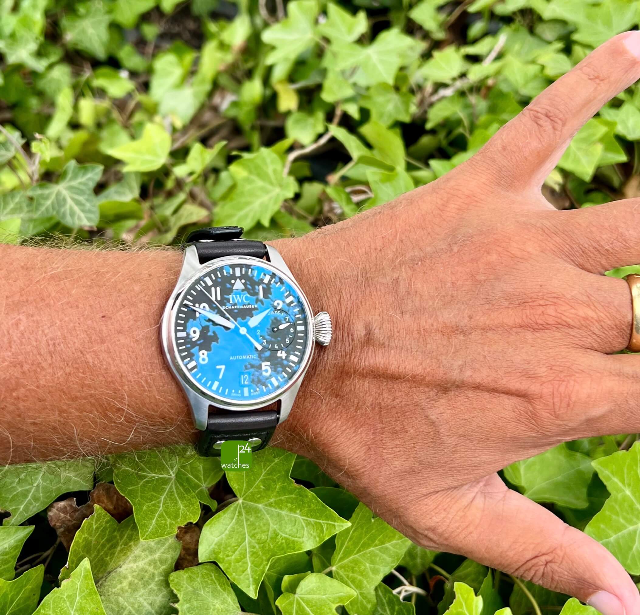 iwc-big-pilot-500912-am-arm