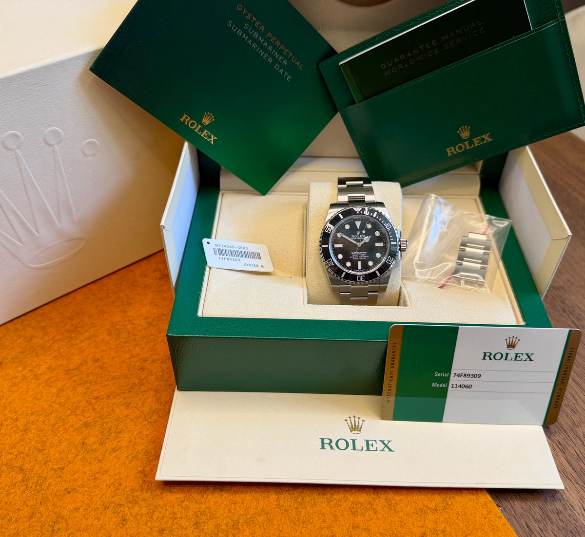 Rolex Submariner no Date 114060 mit Papieren