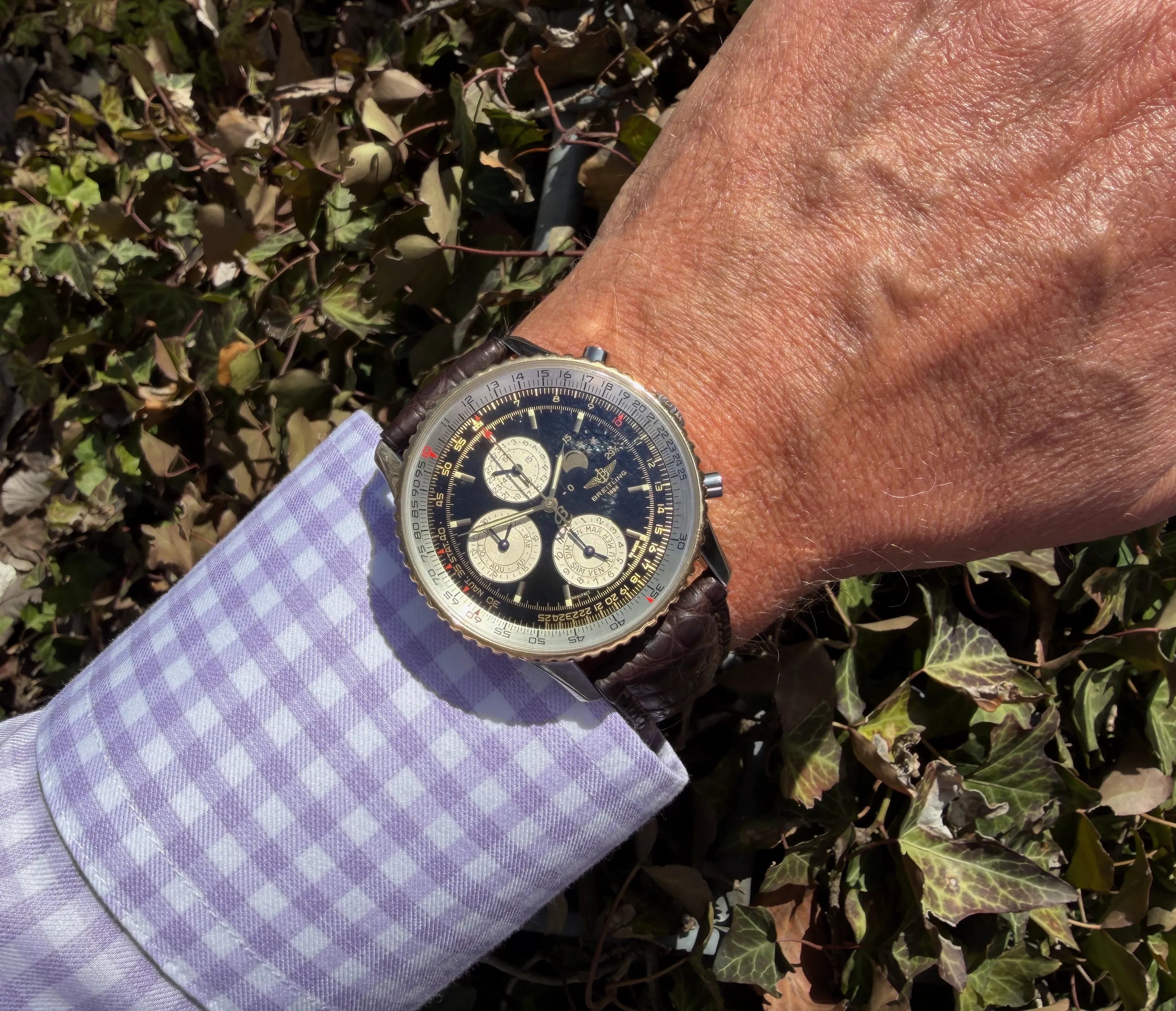 Breitling Navitimer Jahreskalender am Arm