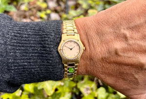 ebel damen uhr 1911 in vollgold mit brillanten am arm