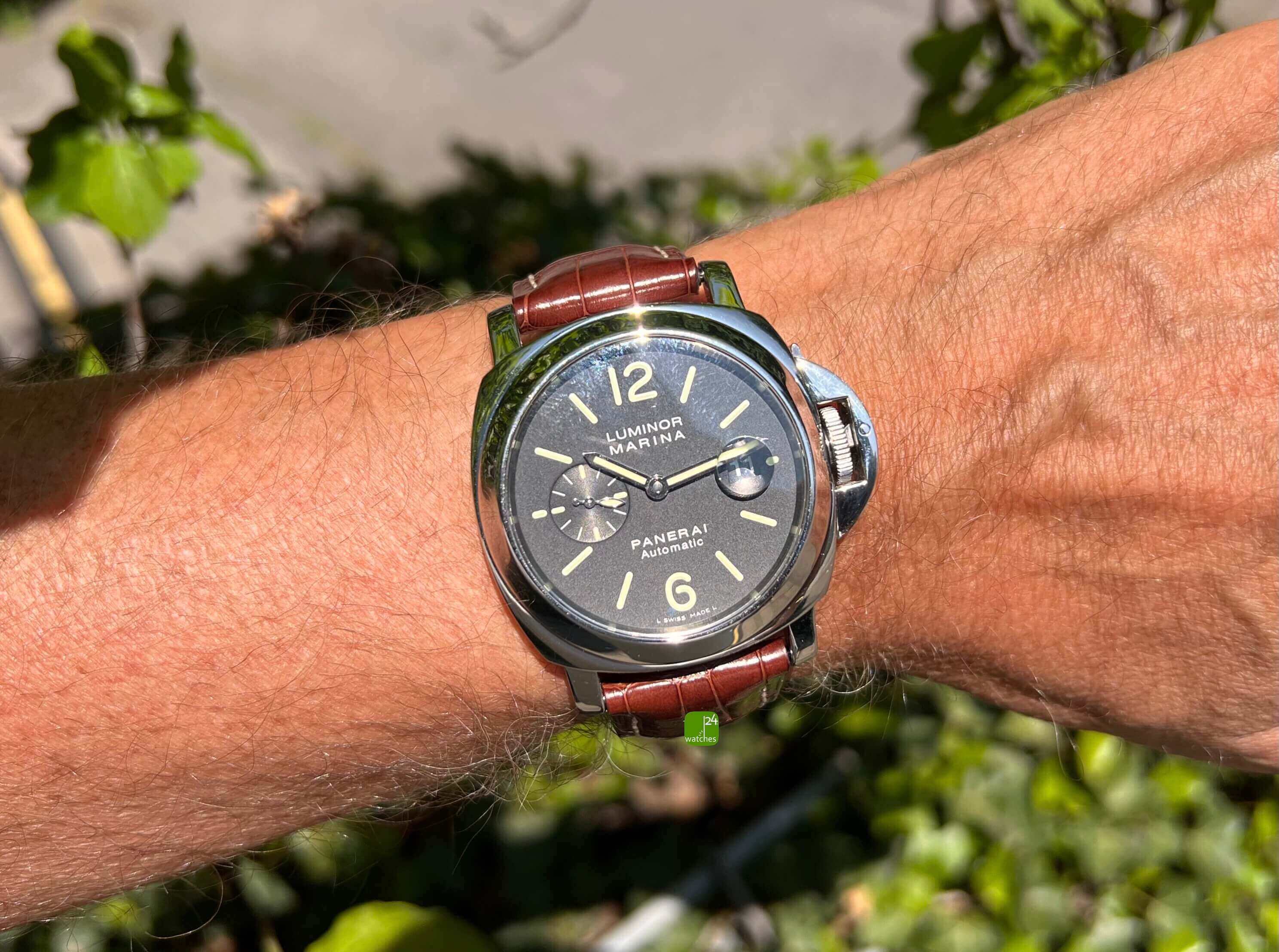 Panerai Luminor PAM 00104 am Arm