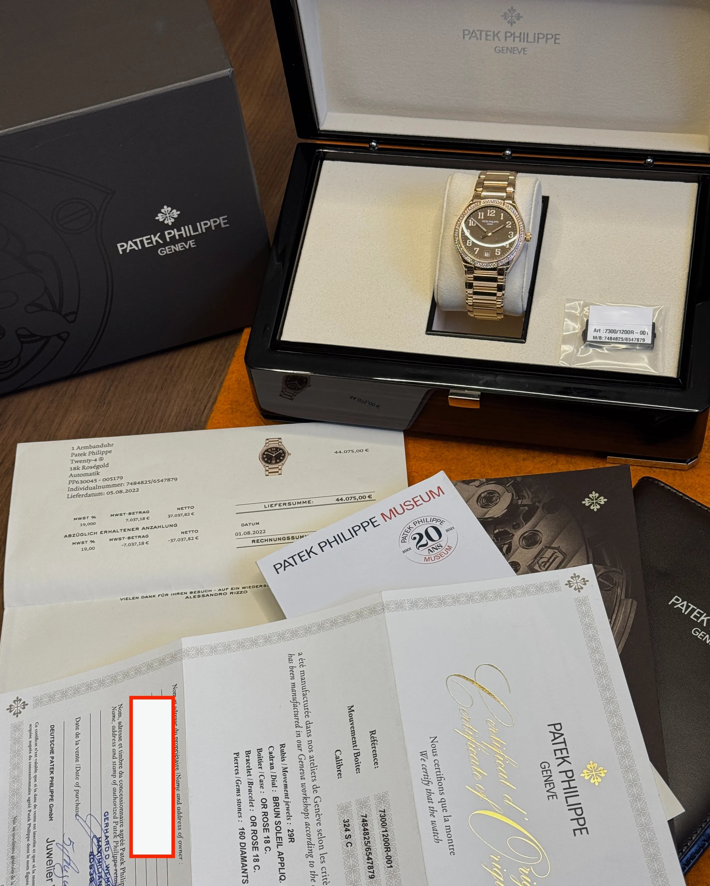 Patek Twenty 4 7300/1200R-001 mit Pap
