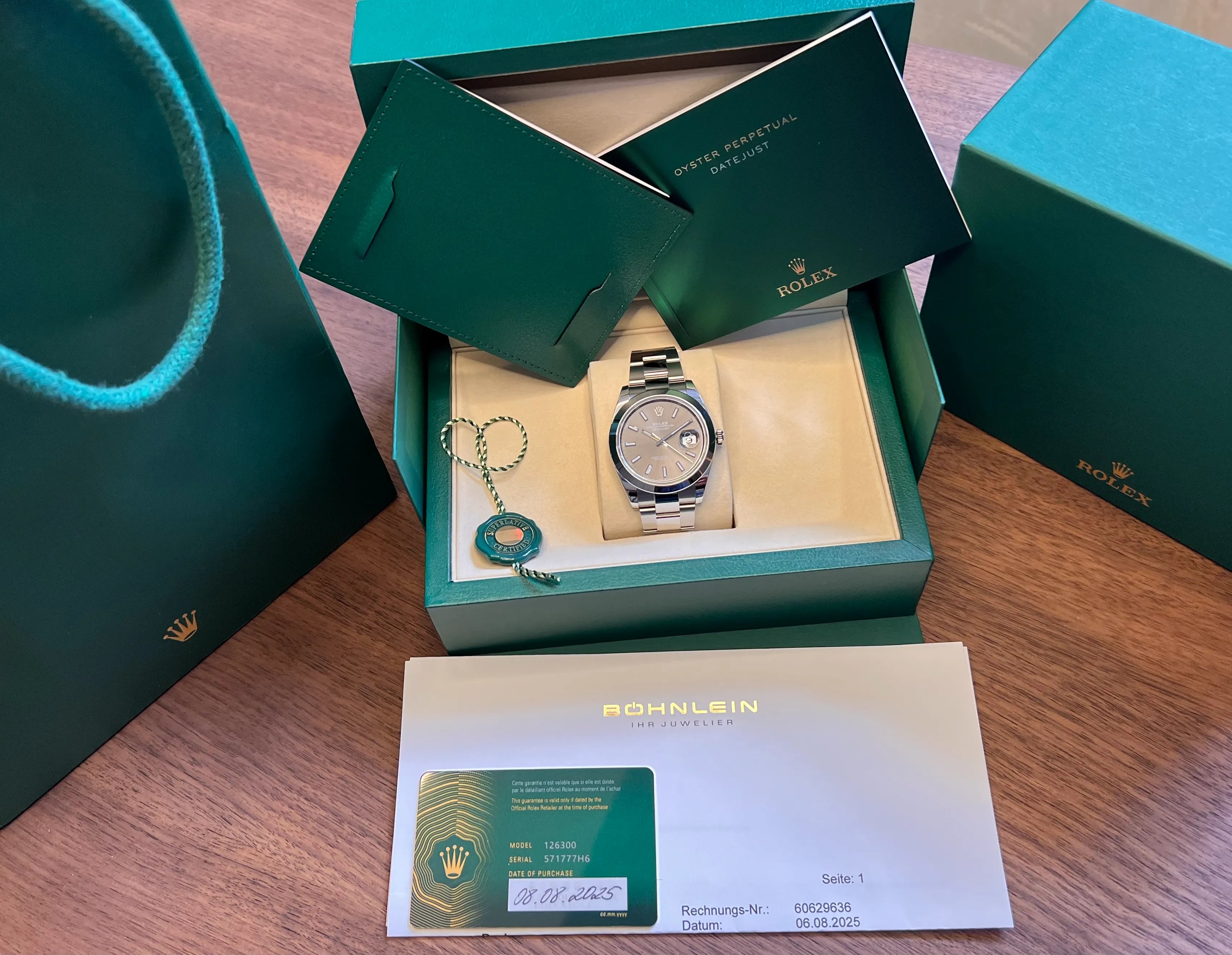 Rolex Datejust 41 126300 rodium Papiere