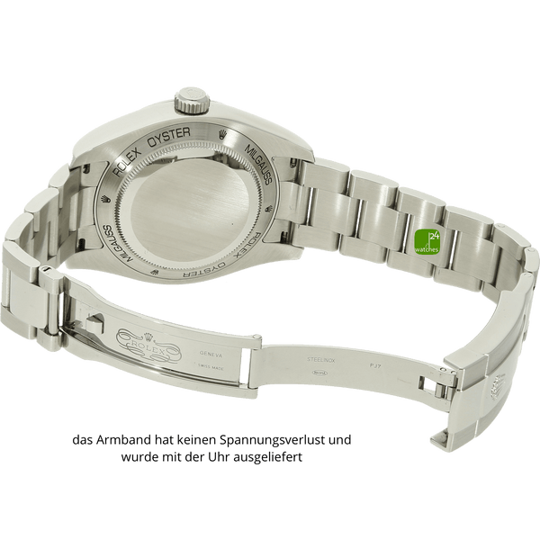 Rolex Milgauss mit offener Schliesse von hinten wo der makellose Zustand dokumentiert wird
