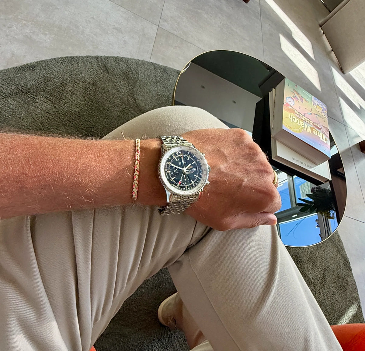 Breitling Navitimer World A24322 Pilot 
am Arm 3 