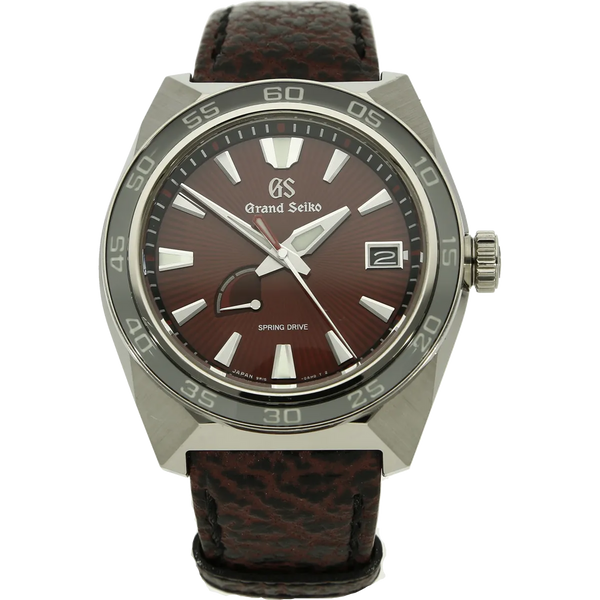 Grand Seiko Godzilla SBGA405 stehend 