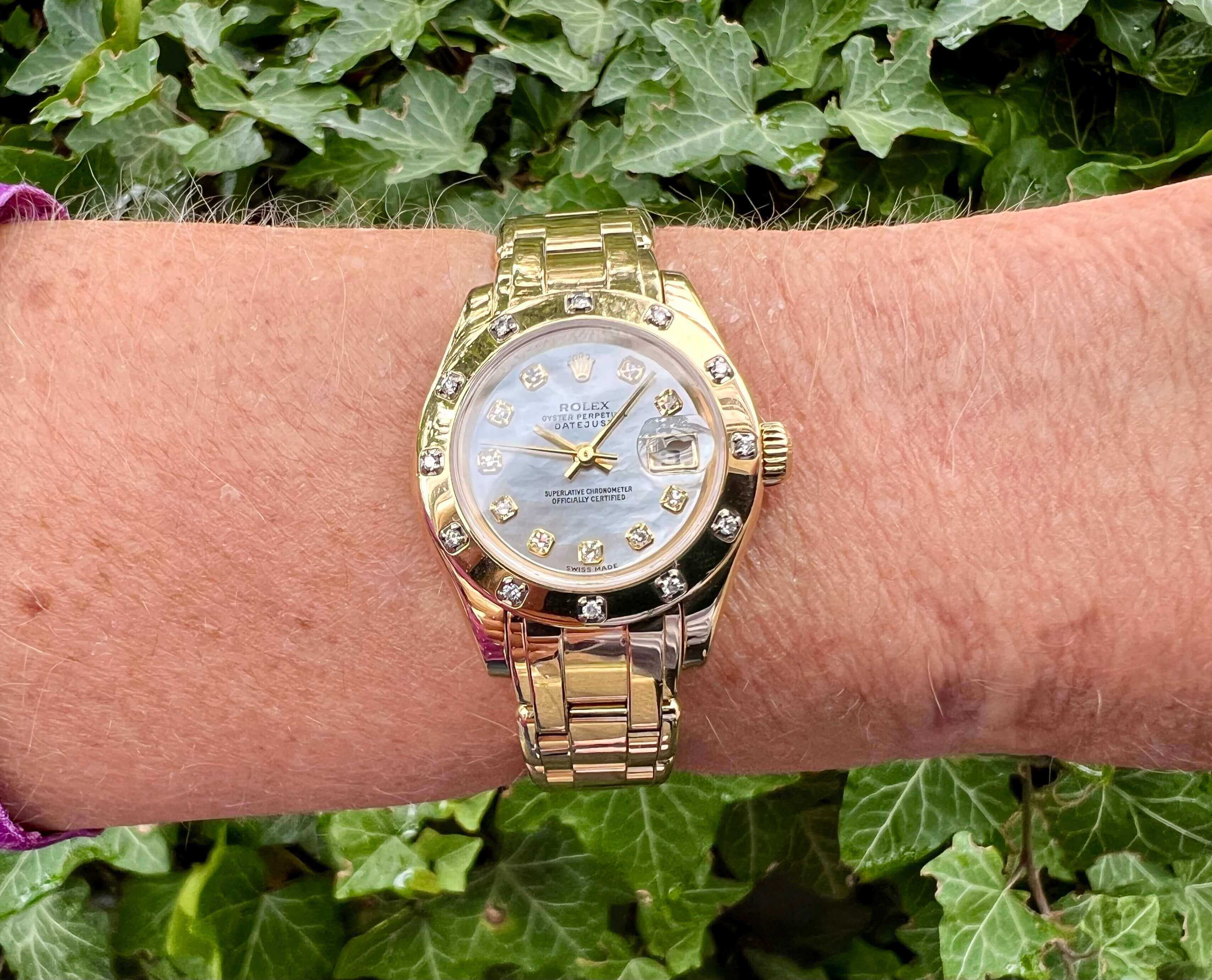 Rolex Pearlmaster 80318 MOP am Arm 