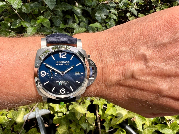 Panerai luminor Marina e-steel blue profondo am arm