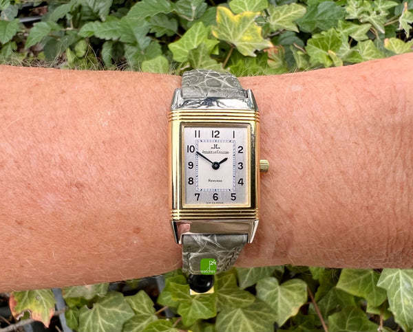 Jaeger Lady Reverso Stahl Gold am Arm