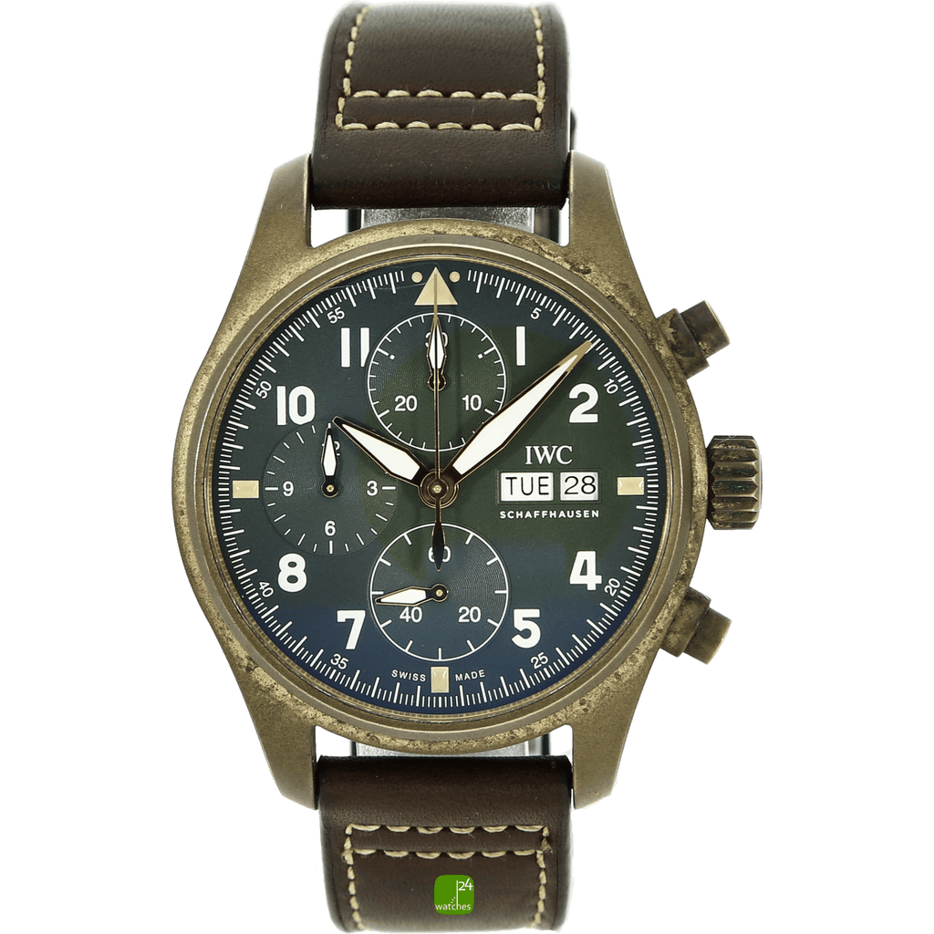iwc-spitfire-bronce-387902-stehend