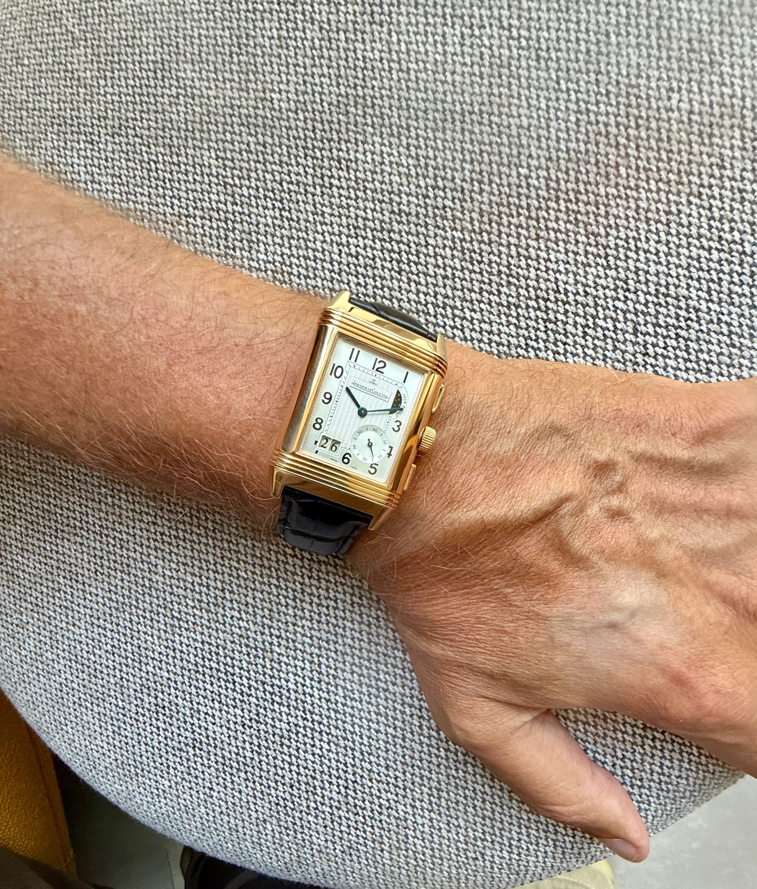 Jaeger Reverso Gnde GMT 240.2.18 am Arm 1 