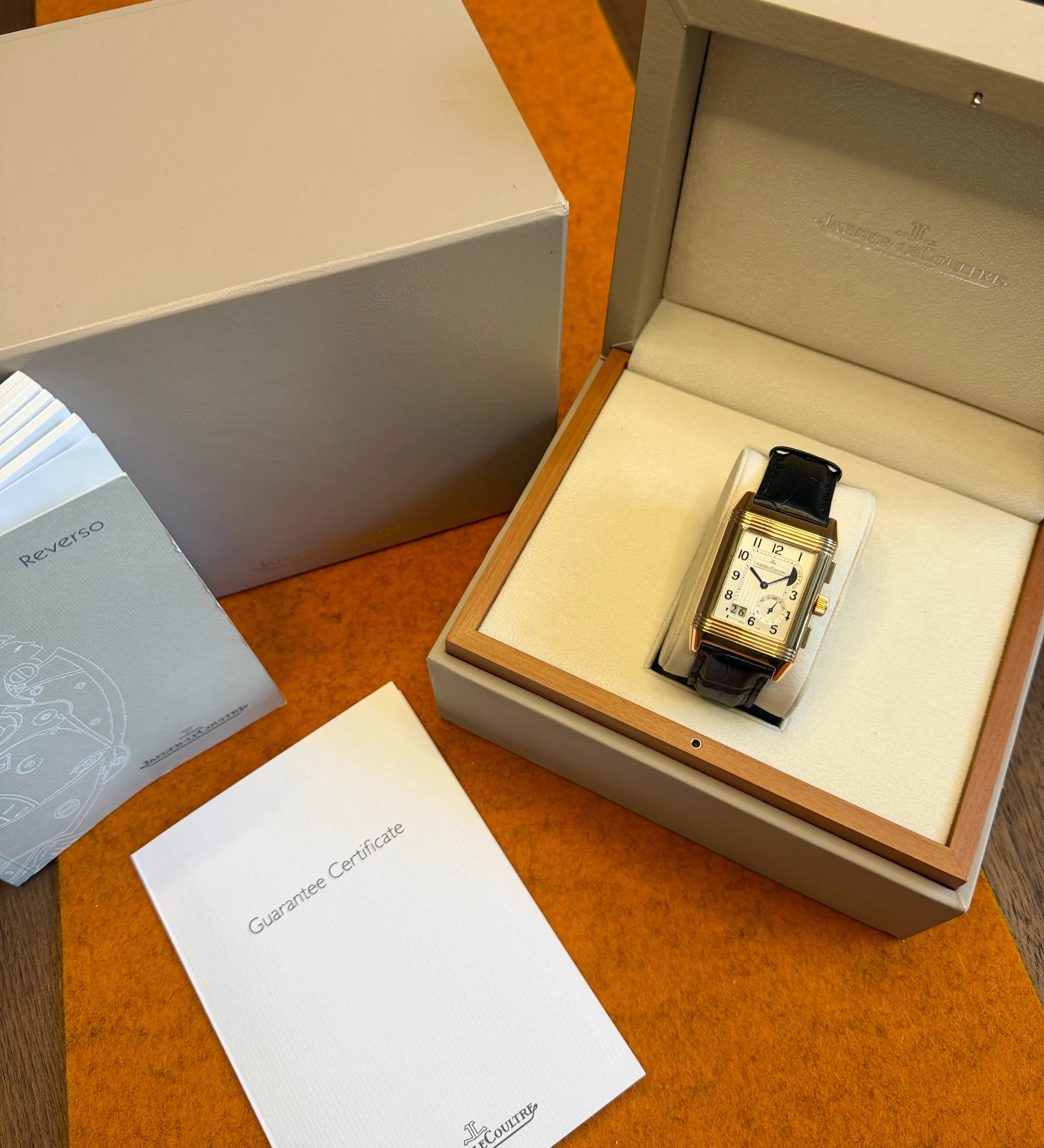 Jaeger Reverso Gnde GMT 240.2.18 in der Box 