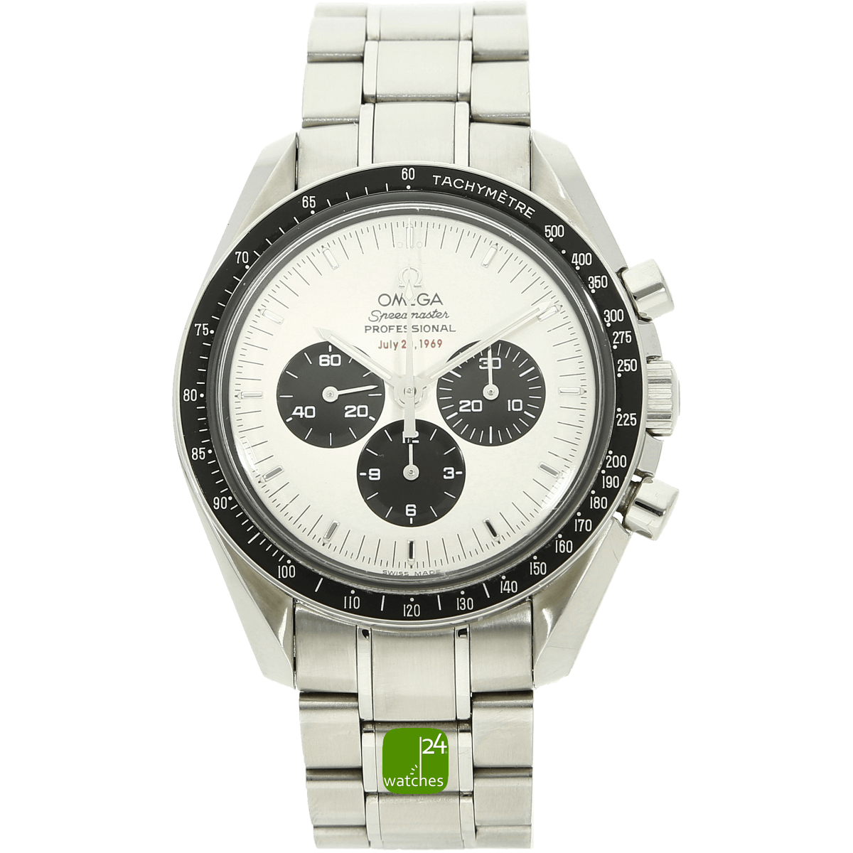 omega-apollo-11-35693100-stehend