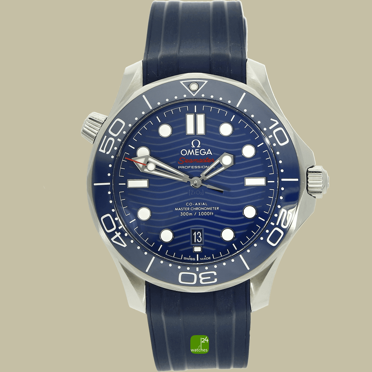 Omega Seamster 300 mit blauem Zifferblatt stehend