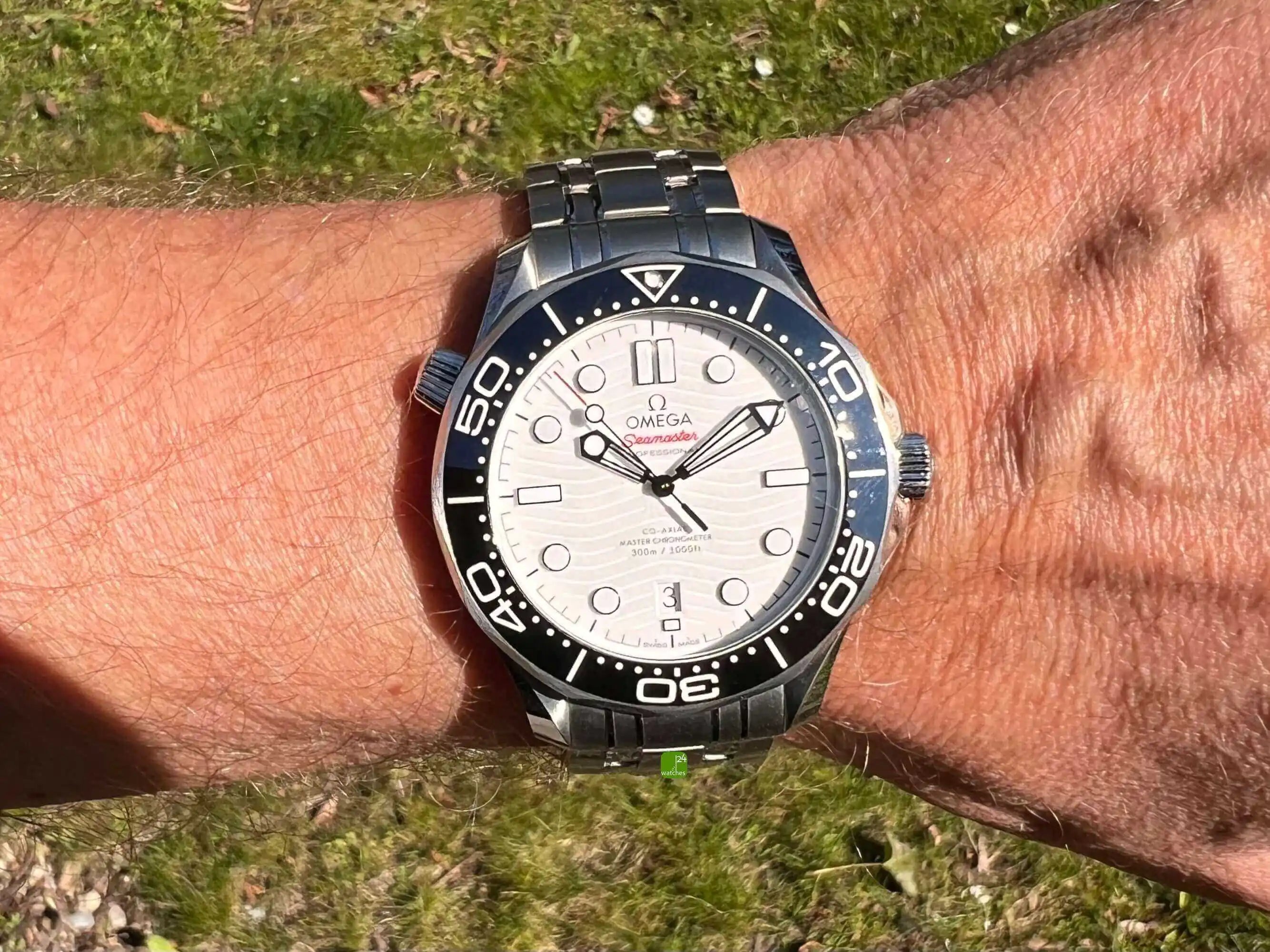 Omega Seamaster 300 M am Arm