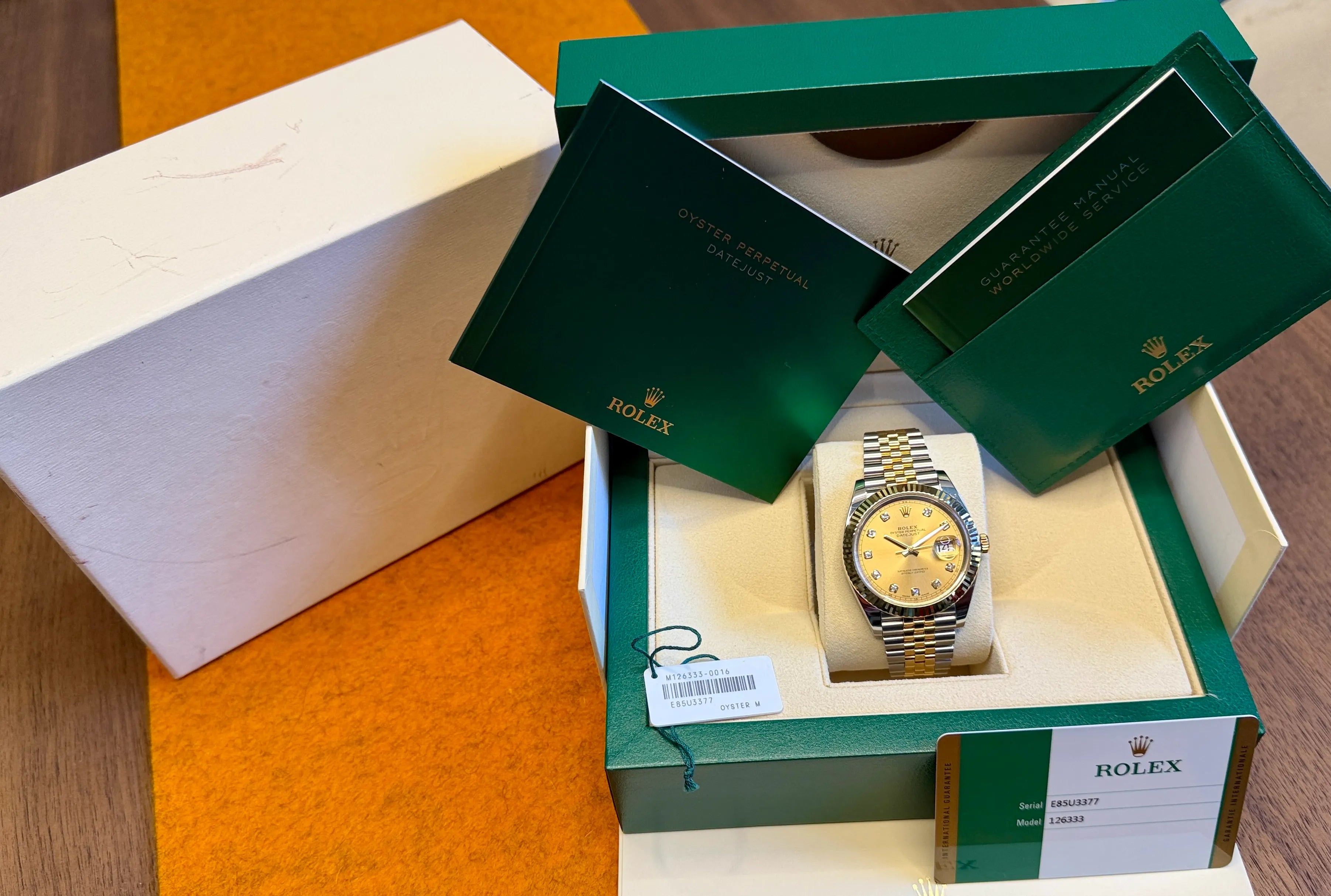 Rolex Datejust 31 126333 orig. Dia. mit Paieren 