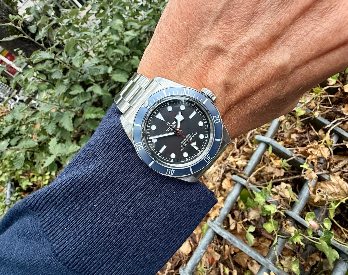 Tudor Black Bay 79230B am Arm 1 
