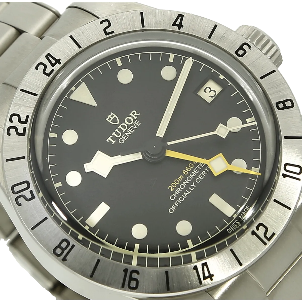 Tudor Blach Bay Pro m79470  dial