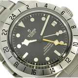 Tudor Blach Bay Pro m79470  dial
