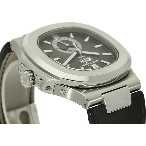 Patek Nautilus Jahreskalender 5726 A Gehaeuse ein Uhr 