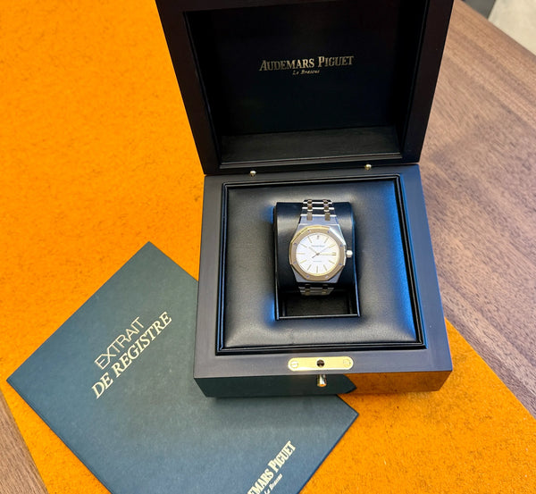 AP Royal Oak 14790SA weiss mit Papieren