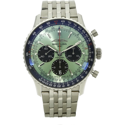 Breitling Navitimer 43 gruen stehend 