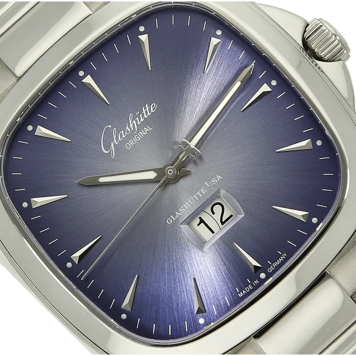 Glashuette Seventies blue big date Zifferblatt