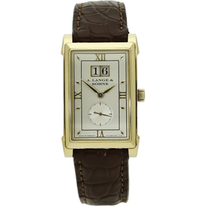 Lange Cabaret 107.021 stehend