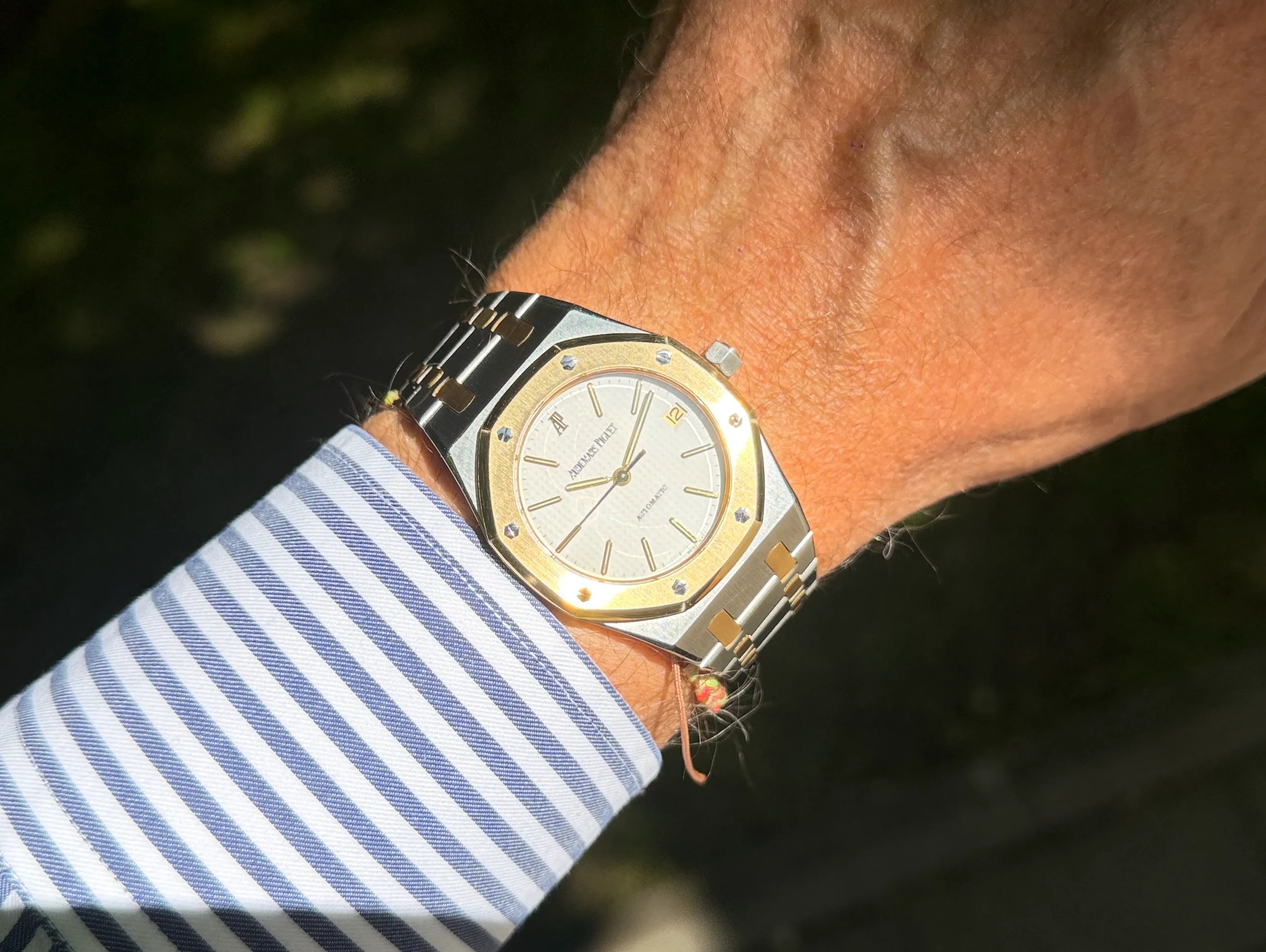 AP Royal Oak 14790SA weiss am Arm 