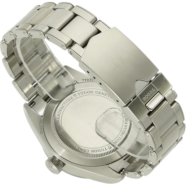 Tudor Black Bay 58 79030N Schliesse zu 