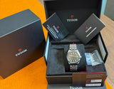Tudor Black Bay M 79660-001 grau mit Papieren