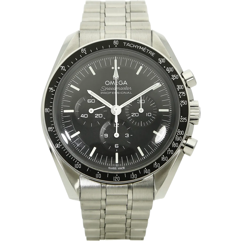 Omega Moonwatch co Axial stehend