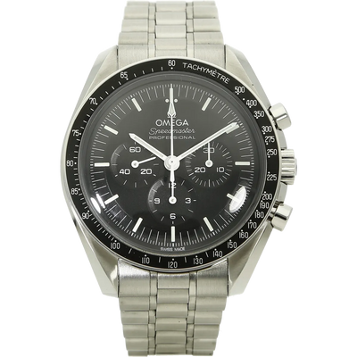 Omega Moonwatch co Axial stehend