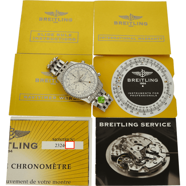 gebrauchte Breitling Uhr Navitimer World mit Papieren