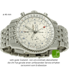 gebrauchte Breitling Uhr Navitimer World liegend