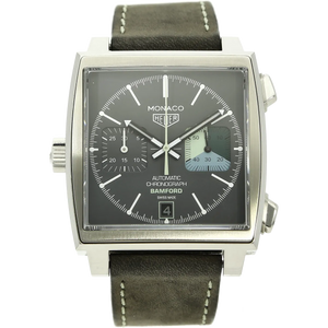 Heuer Monaco Bamford stehend 