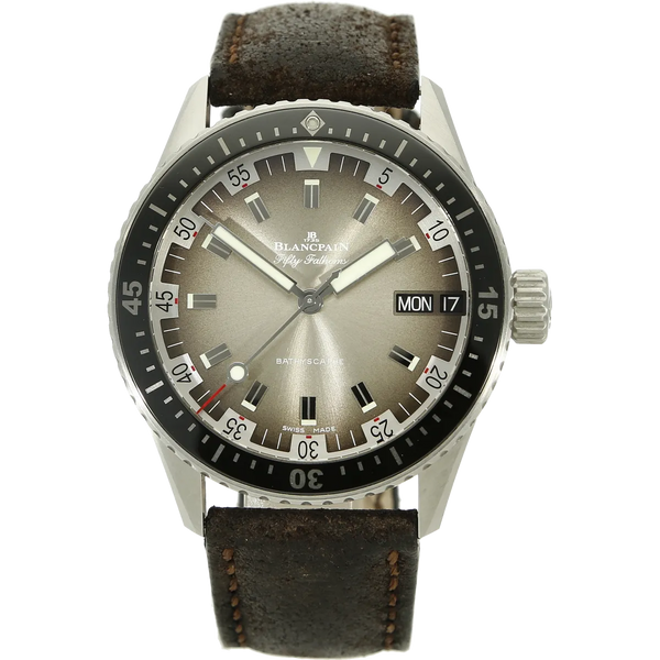 Blancpain Fifty Fathoms Bathyscape Day Date stehend 2 