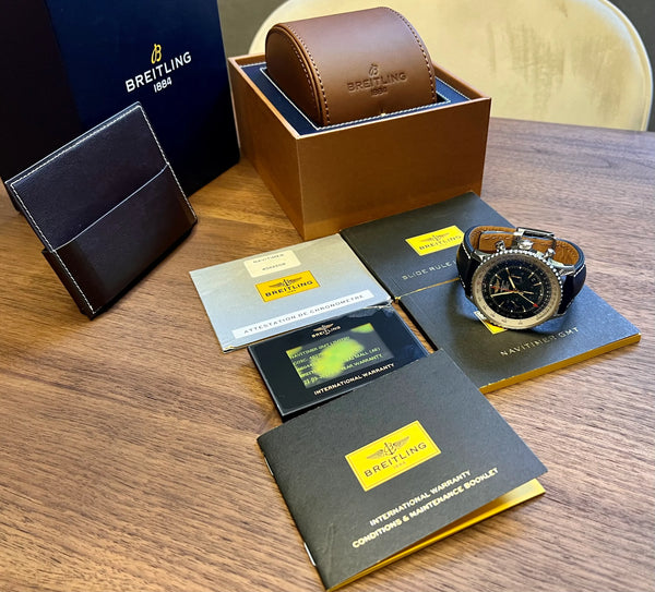 Breitling Navitimer GMT Blue Aurora lim. mit einer ganz eigenen Präsenz