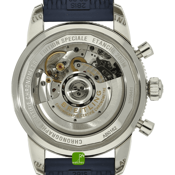 Breitling Superocean Heritage II Chrono Gehaeuse Boden 