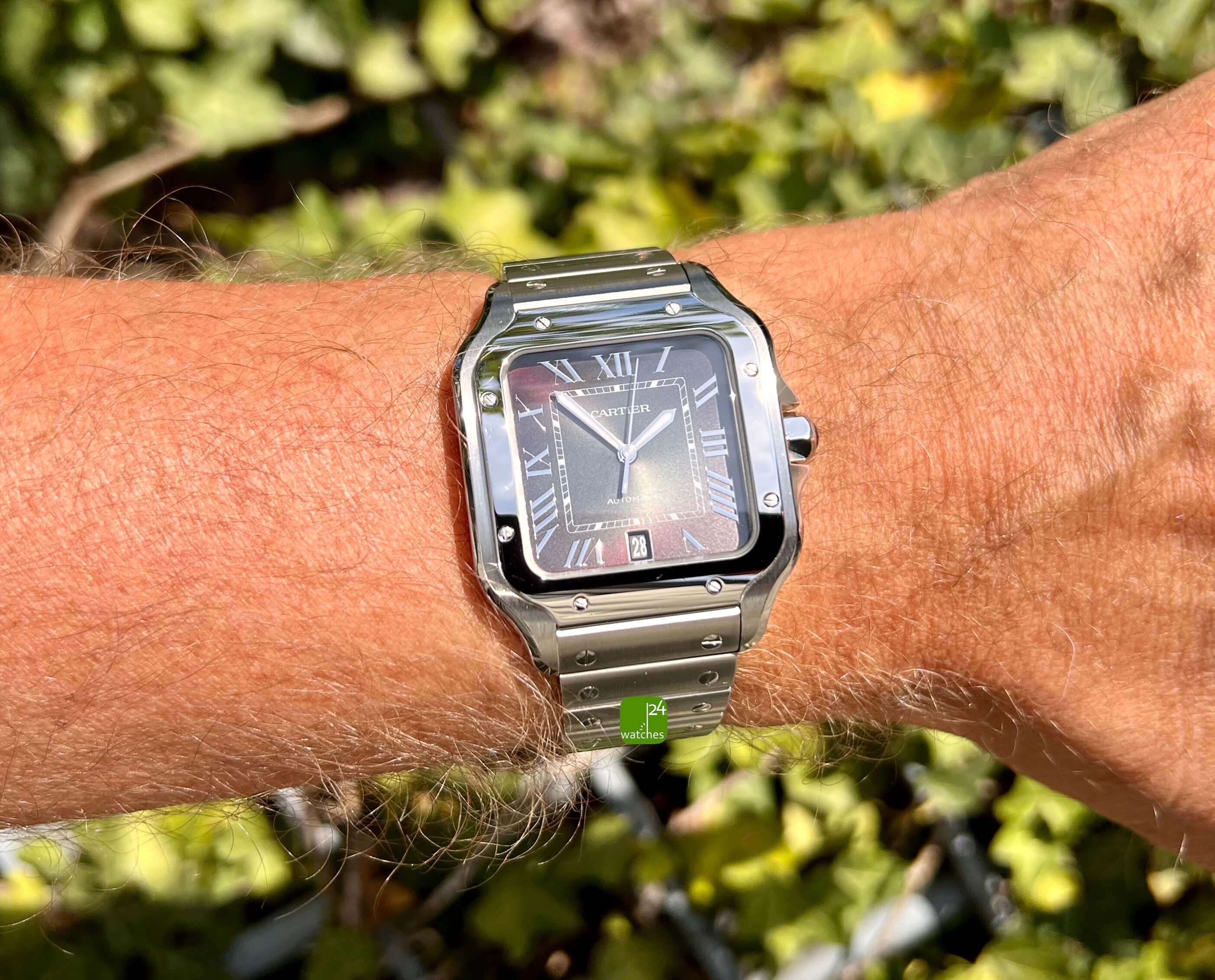 Cartier Santos XL gebraucht gruen 4072 am Arm