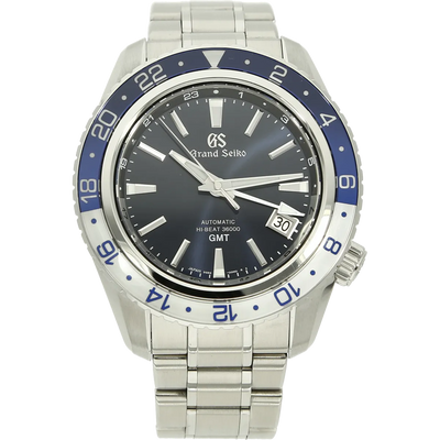 Grand Seiko Sport GMT SBGJ237 stehend 