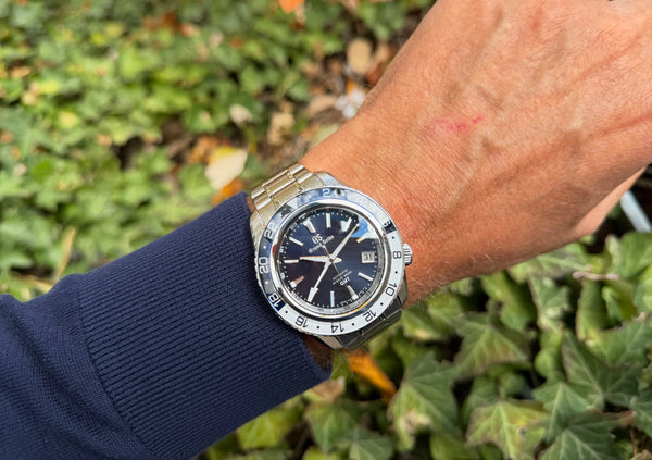 Grand Seiko Sport GMT SBGJ237 am Arm