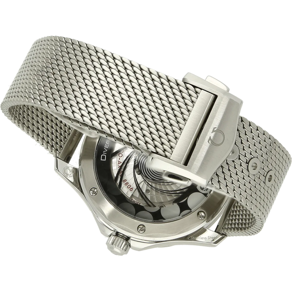 Omega Seamaster Bond  60 Jahre Schliesse zu 