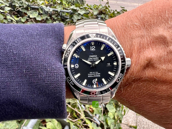 Omega Seamaster Planet Ocean am Arm