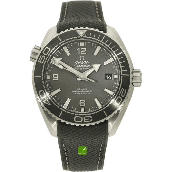 Seamaster Planet Ocean 43,5 mm stehend 