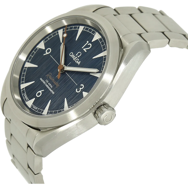 Omega Railmaster 40 Jeans Gehaeuse rechts 