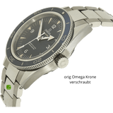 Omega Seamster 300 Titan blau Gehaeuse rechts 