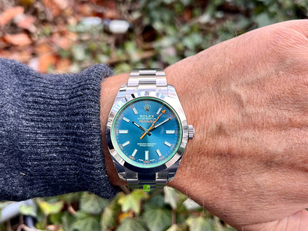 Rolex Milgauss blau am Arm