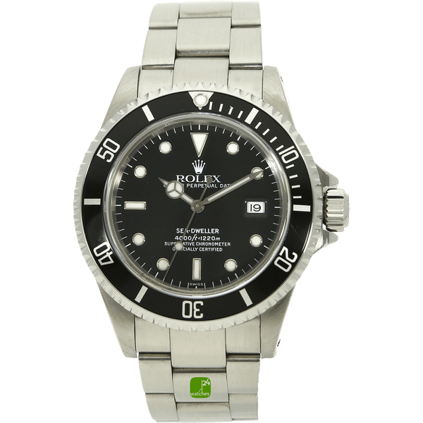 Gebrauchte Rolex Sea-Dweller aus 1988 stehend abgebildet