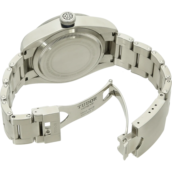 Tudor Black Bay 58 79230B Schliesse offen 